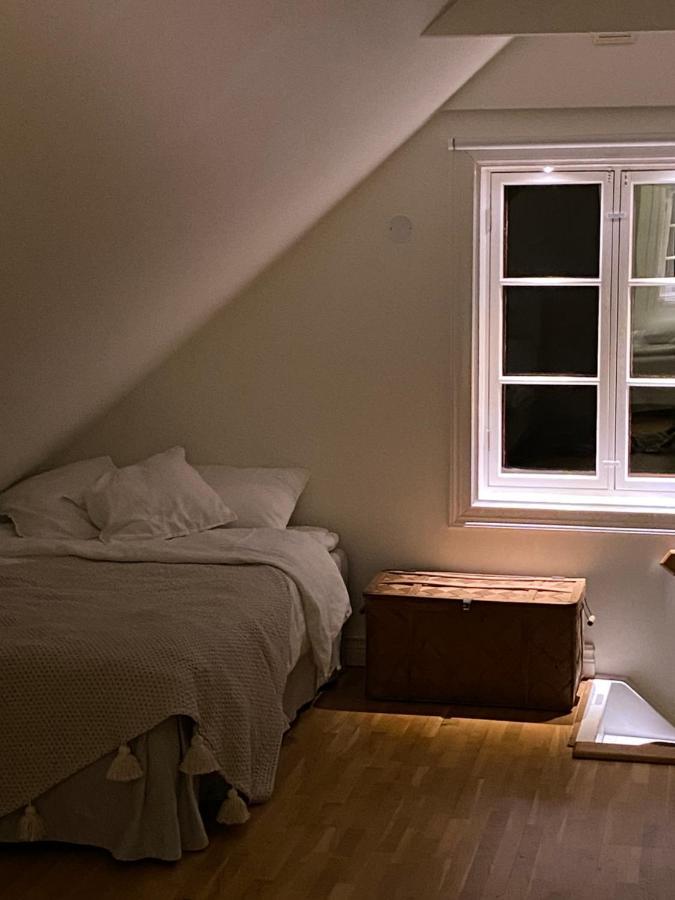 Willa Roeda Huset Hallstahammar Zewnętrze zdjęcie